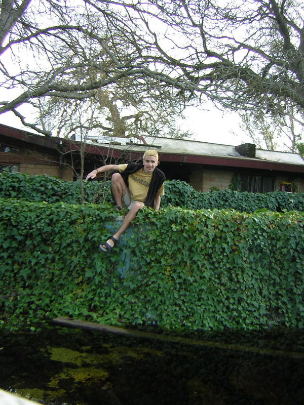 me sittin on my grandpas pool
