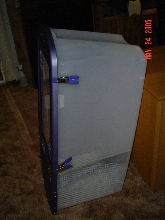 side of 50 gal Sterilite enclosure