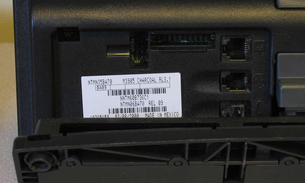 Nortel Networks Telephone - 3905 Jacks and Model information