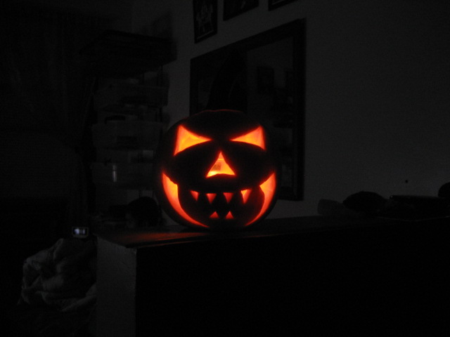 HAPPY HALLOWEEN