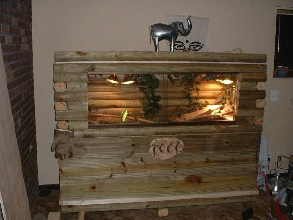 rudi enclosure