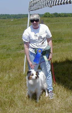 Suzie takes 1st place in Started sheep!