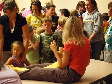 Alison, Katie and Kids 01