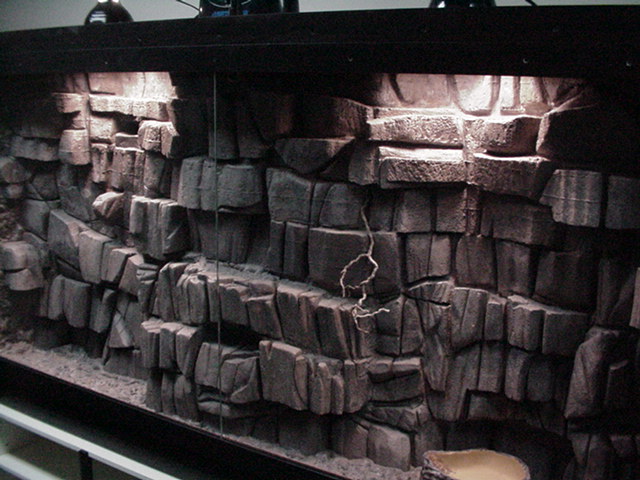 suboc cage/rock cut