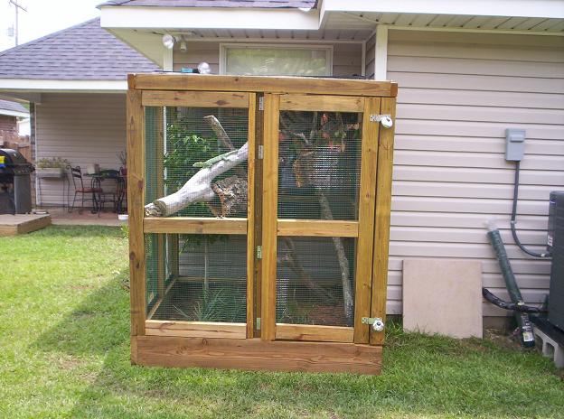 V. Prasinus Outdoor Breeding Enclosure