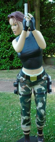 LaRA cROFT