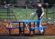 bench 2
