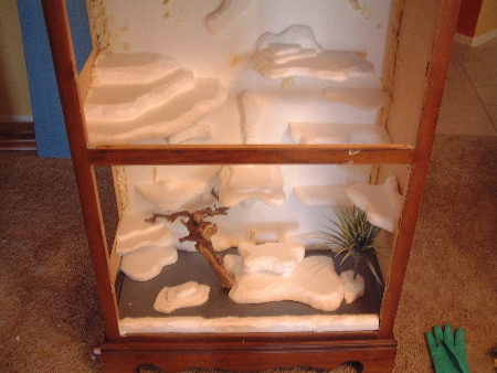fake rock cage