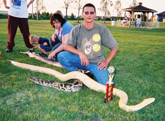 Sasha n Kurgan at The 2003 Pet Fair