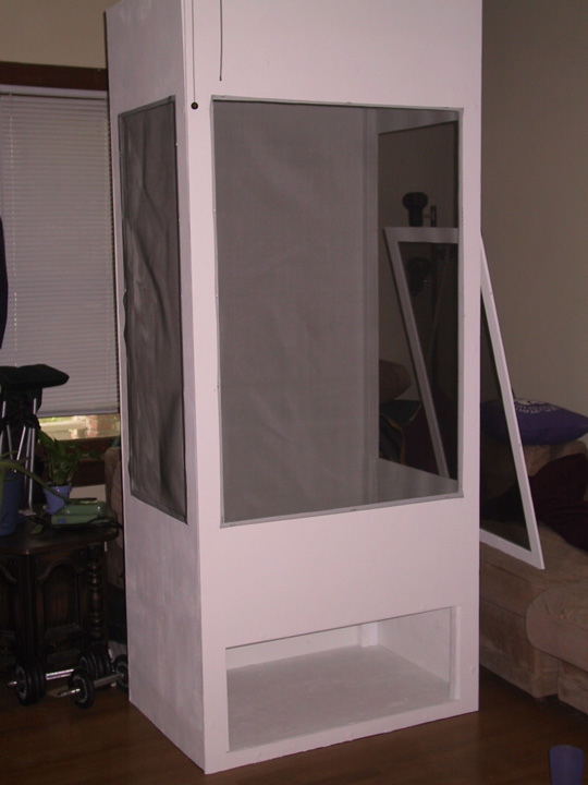 new chameleon cage