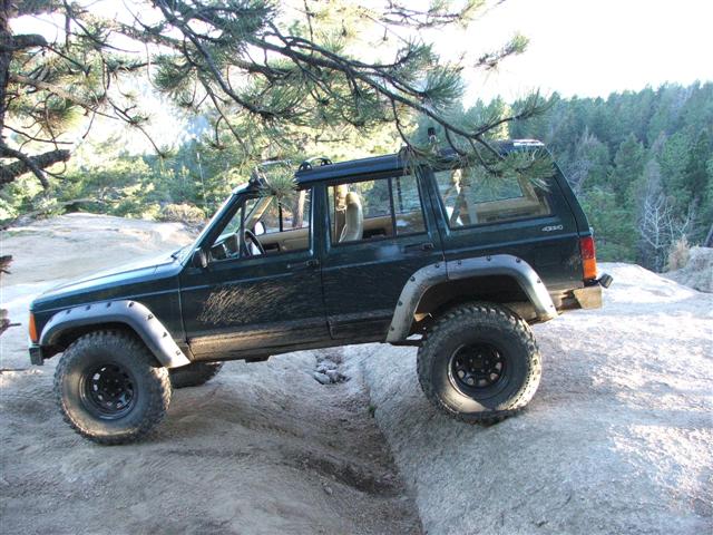 Jeep Offroading1
