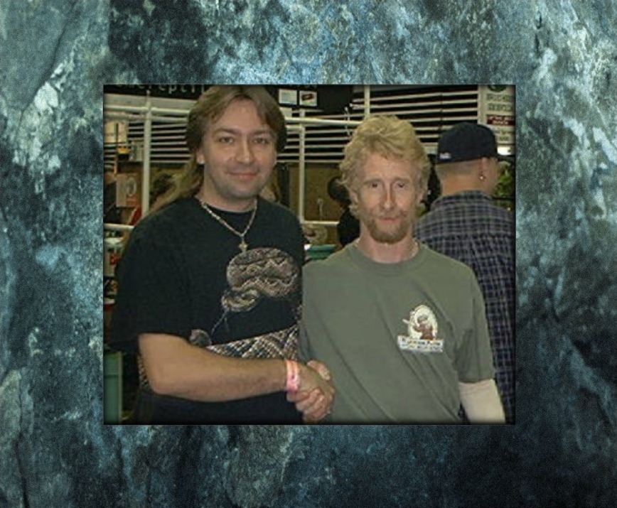 Simply Snakes owner, Paul Moody and Mark O'shea at the 2001 National Reptil
