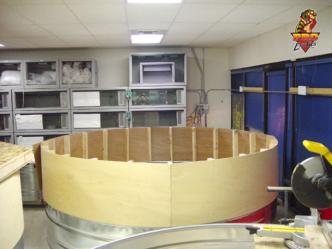 10 ft monitor cages