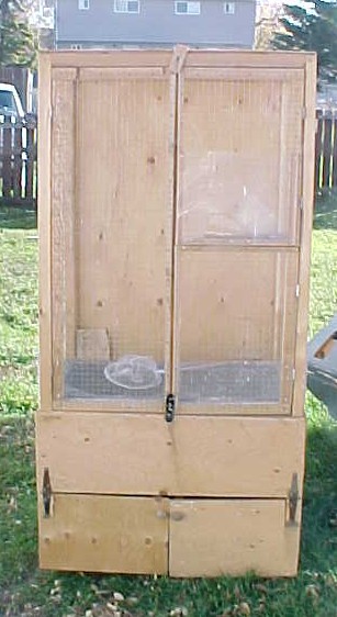 BIrdO's cage