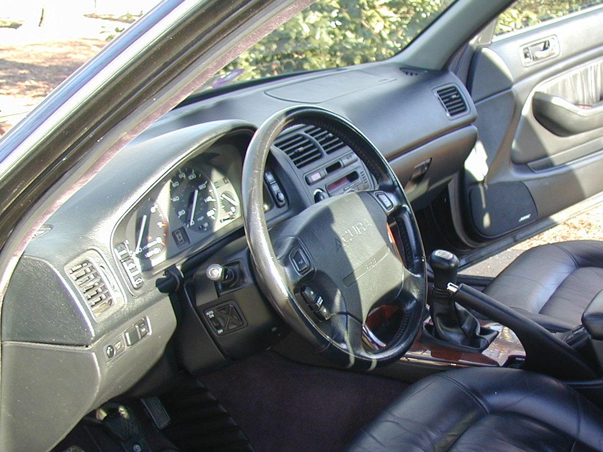 GS Interior of the Legend 1995 GS