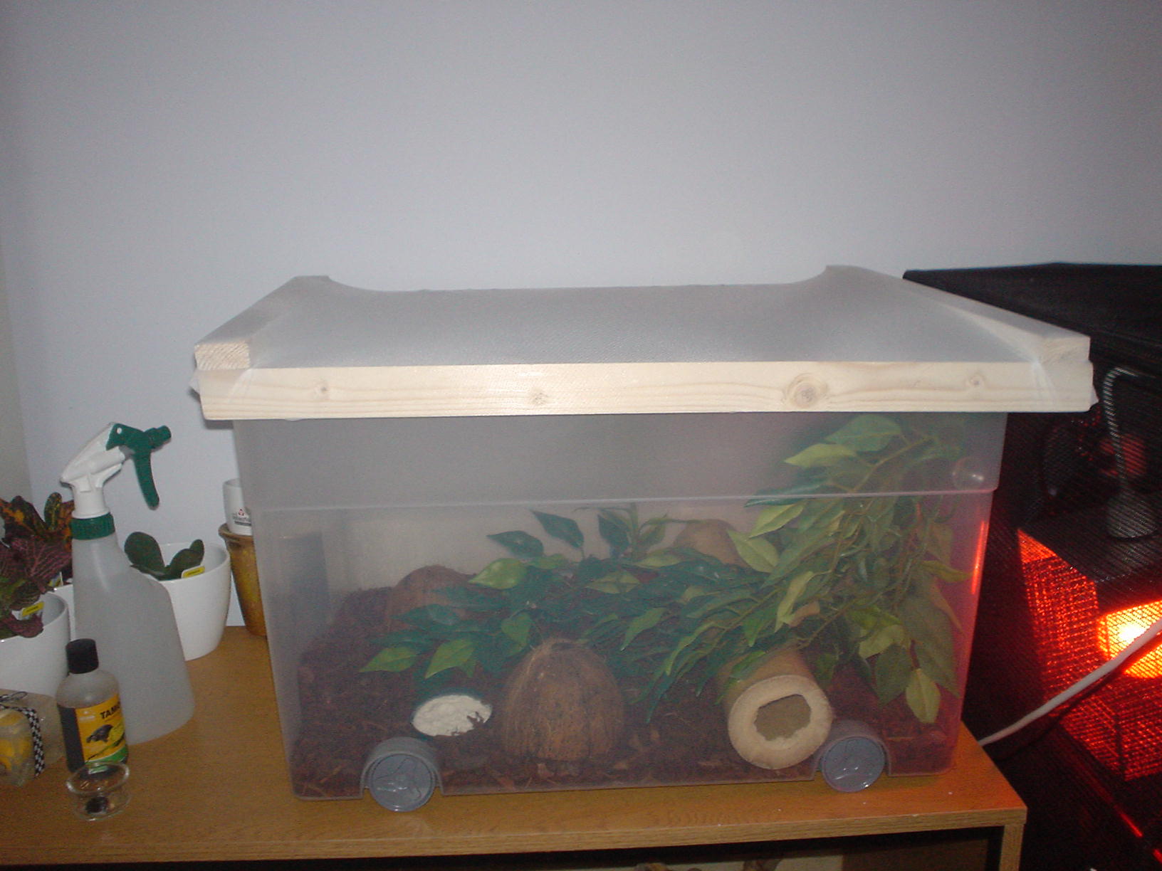 Crested tank