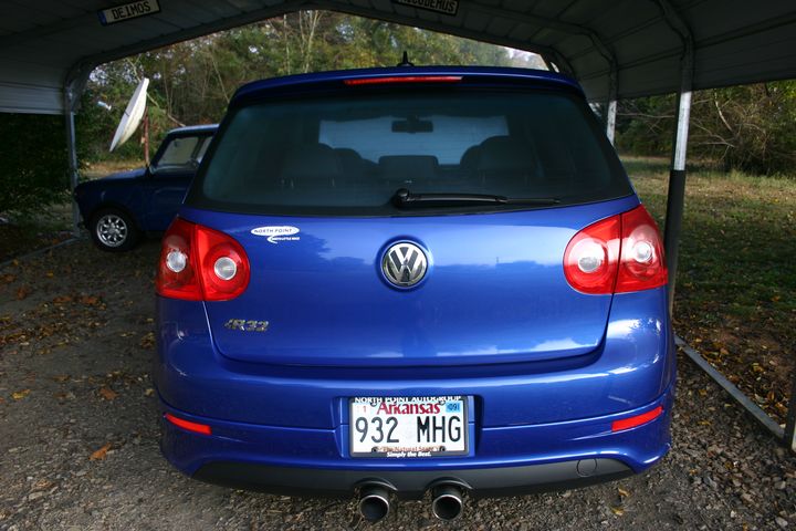 R32