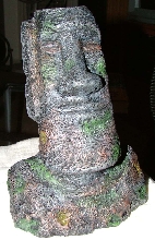 statue