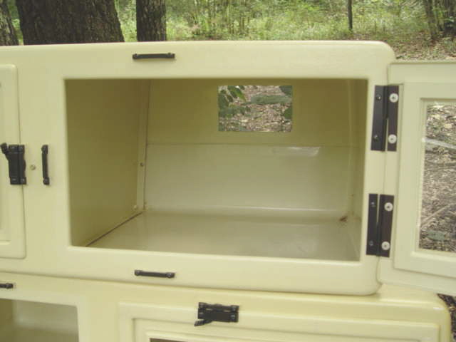 Neodesha 4 footers inside