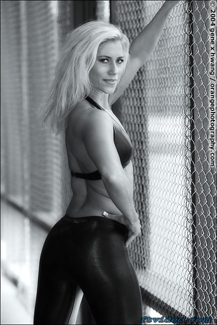 dara2