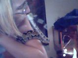 kiss kiss