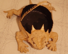 Horned lizard basket