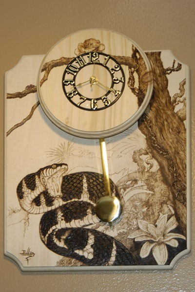 Mangrove Snake Pendulum Clock