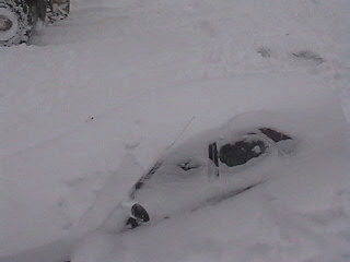 Dec2003 Car in Snow 1