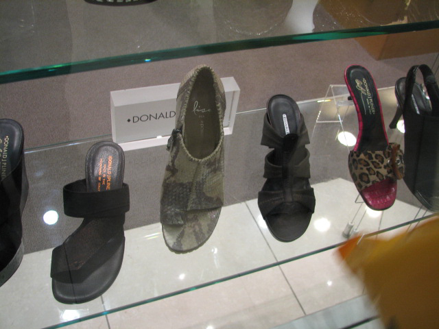 A smattering of photos from Las Vegas December 2010.