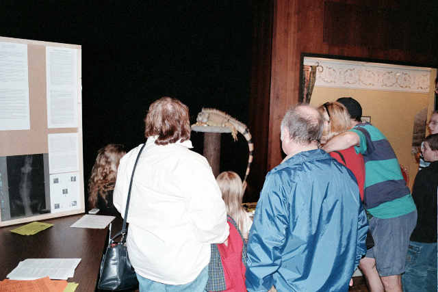 WI-NIAD reptile rescue booth