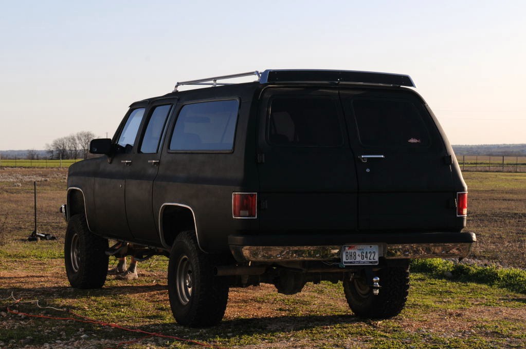 kingsnake.com 1990 Suburban 4x4 Field Vehicle