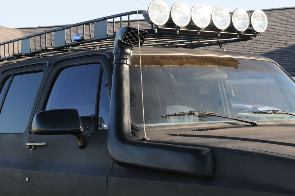 kingsnake.com 1990 Suburban 4x4 Field Vehicle
