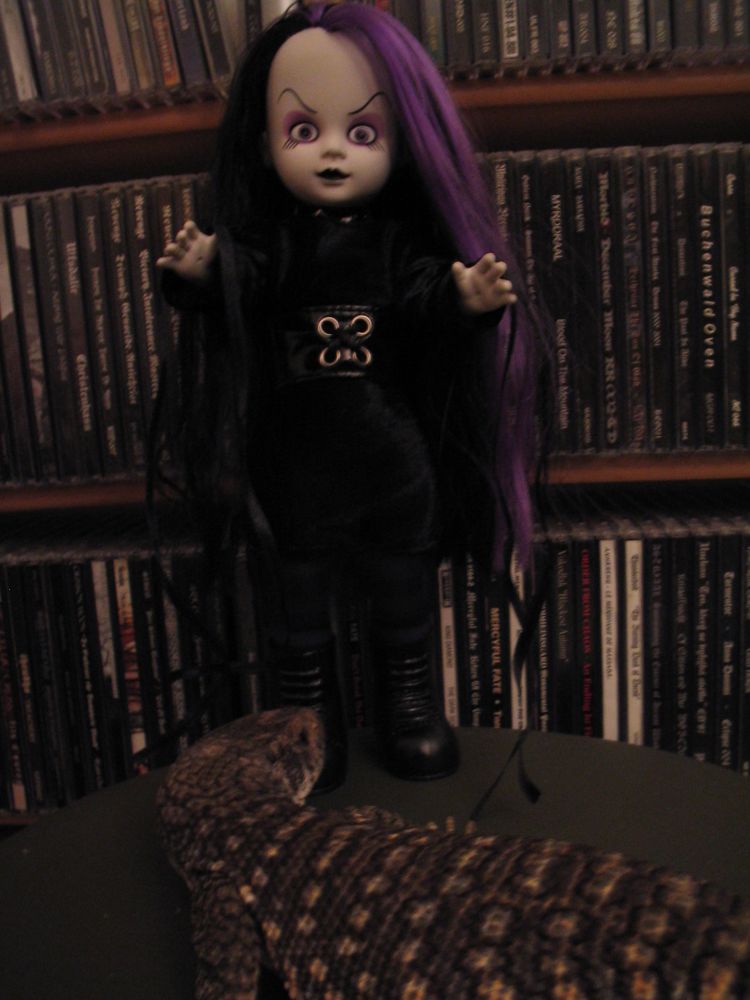 Dagon and Her Friend