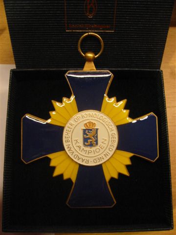 NL CH medal